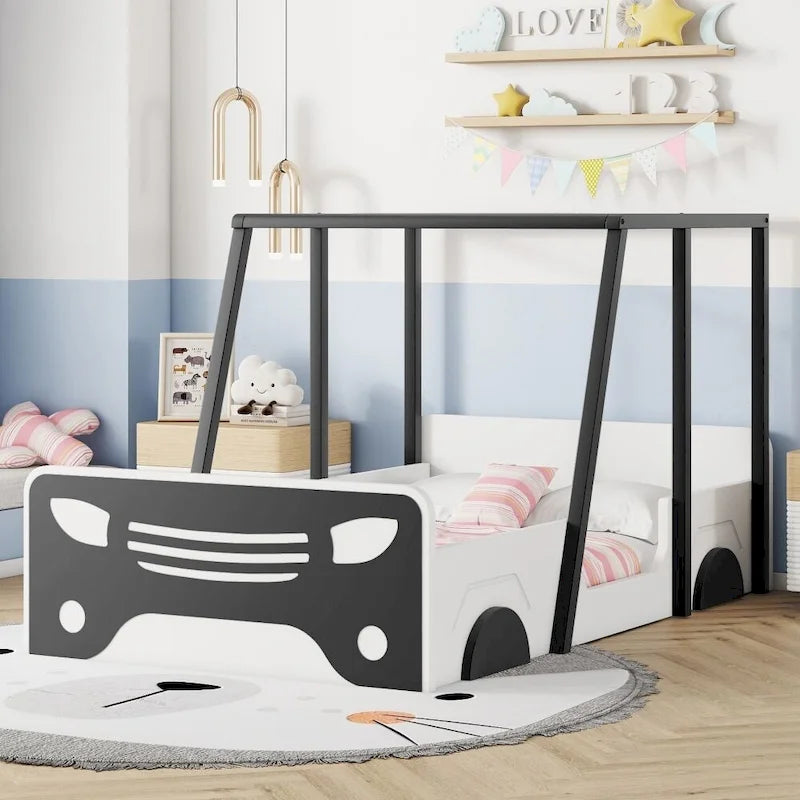 Lit jumeau en bois noir/gris en forme de voiture avec toit, roues et porte – 1 personne
