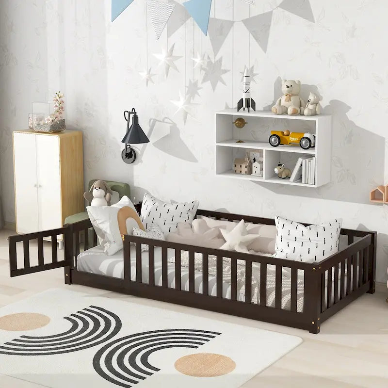 Lit jumeau au sol avec clôture et porte, 1 enfant, coloris naturel/expresso/blanc/gris