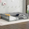 Lit plateforme pleine grandeur gris/beige avec barrières de sécurité et oreiller, 1 personne