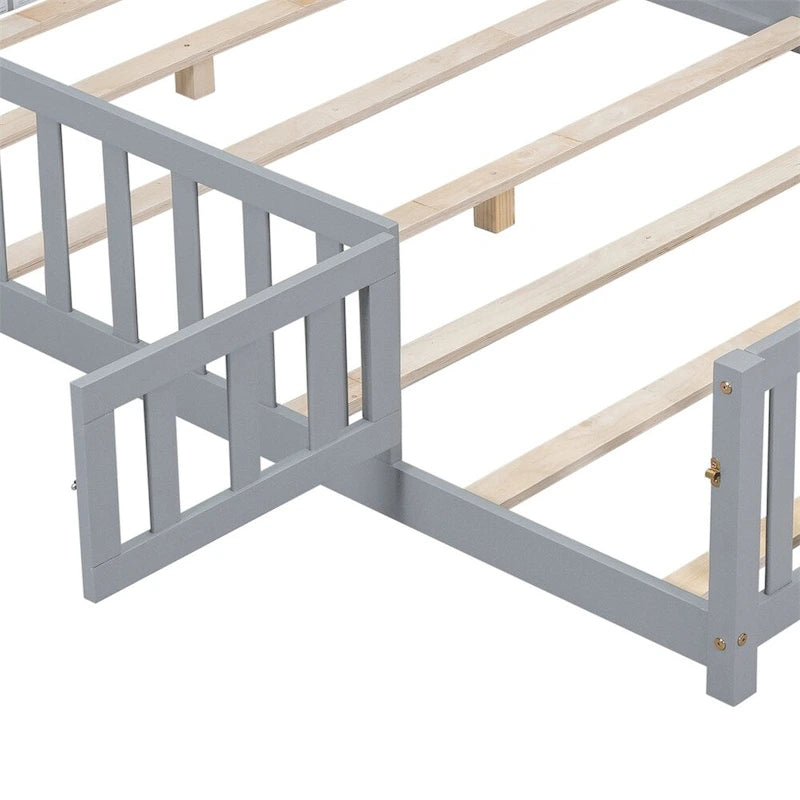 Lit cabane au sol pour enfants avec clôture et porte, taille double, pour 1 enfant - Naturel / Gris / Blanc