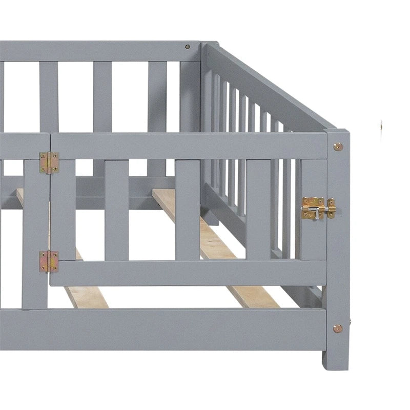 Lit cabane au sol pour enfants avec clôture et porte, taille double, pour 1 enfant - Naturel / Gris / Blanc